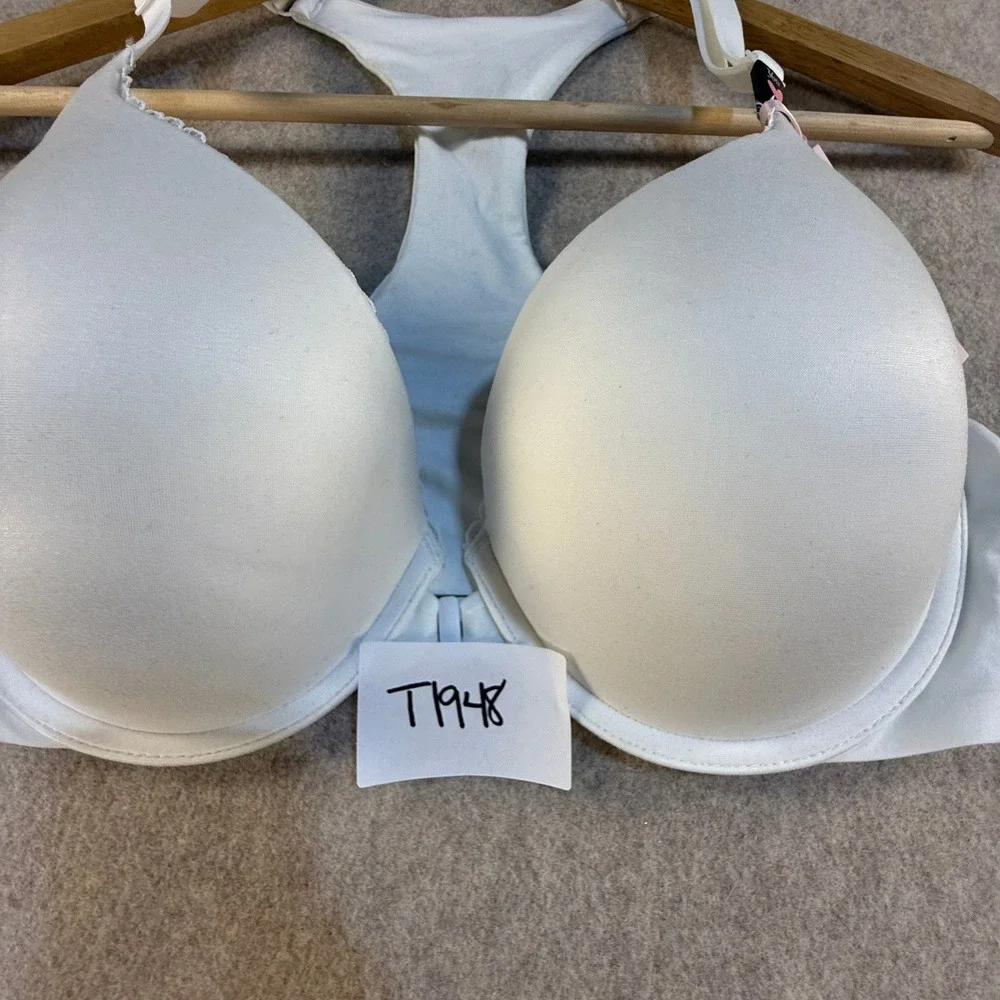 Victorias Secret Body by Victoria Push Up Bra White Racerback Close 36D nwt